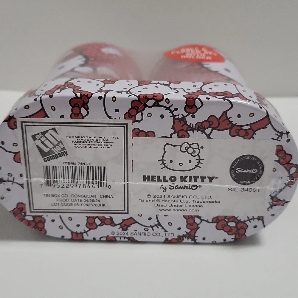 Hello Kitty Tin Salt & Pepper Shaker Set